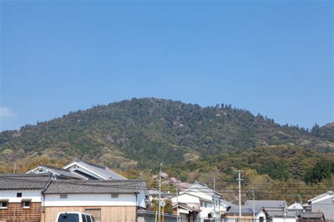 三諸山